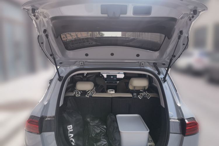 Used Wuling Bingo PLUS 2024 510 km Flagship Edition Four-Seater Version Trunk