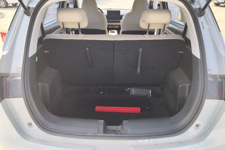 Used Wuling Bingo PLUS 2024 510 km Flagship Edition Four-Seater Version Trunk