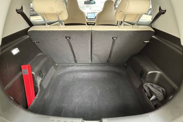 Used Wuling Bingo PLUS 2024 510 km Flagship Edition Four-Seater Version Trunk