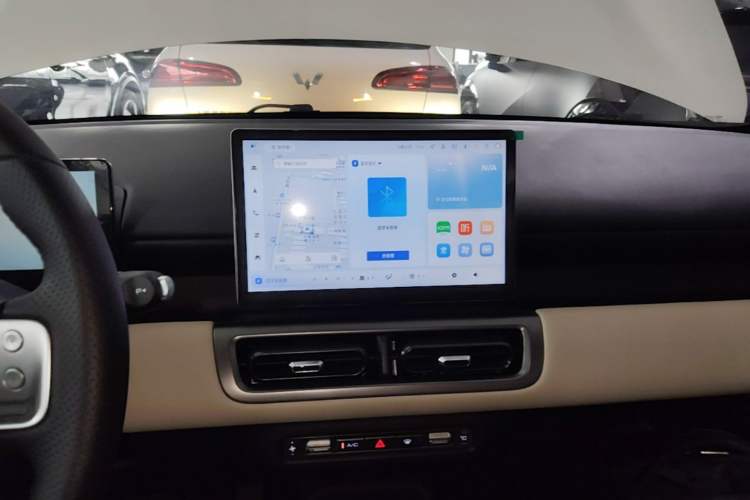 Used Wuling Bingo PLUS 2024 330 km Range Five-Seater Version Audio And AC Panel