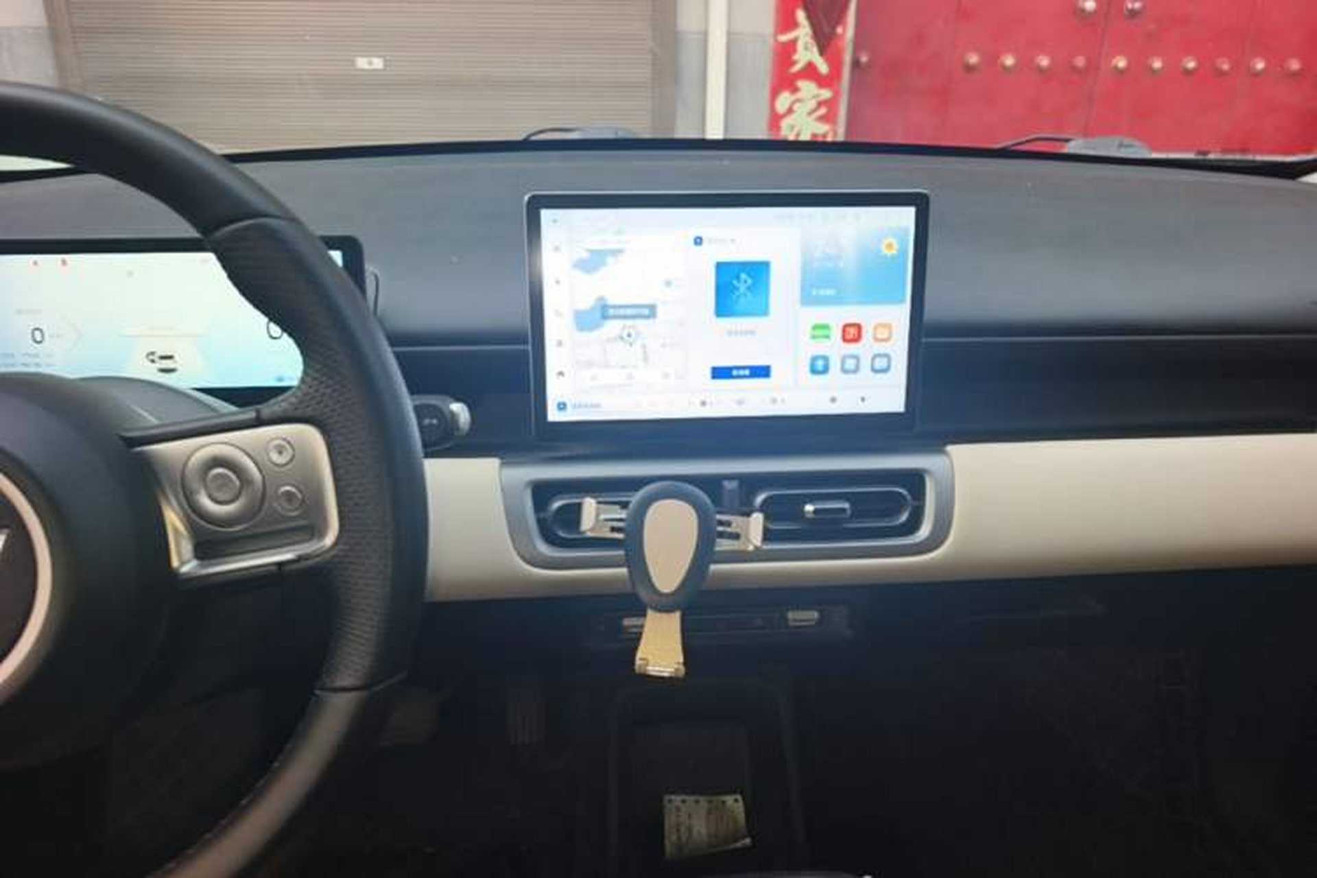 Used Wuling Bingo PLUS 2024 330 km Range Five-Seater Version Audio And AC Panel