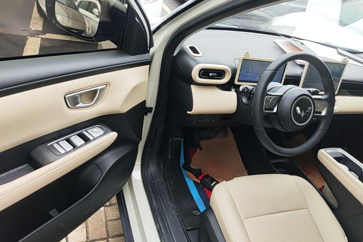 Used Wuling Bingo PLUS 2024 510 km Range 5-Seater Version Driver Seat