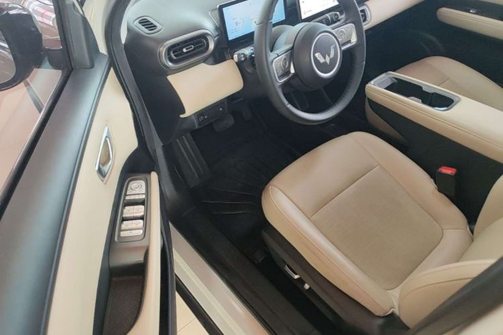Used Wuling Bingo PLUS 2024 510 km Range 5-Seater Version Driver Seat
