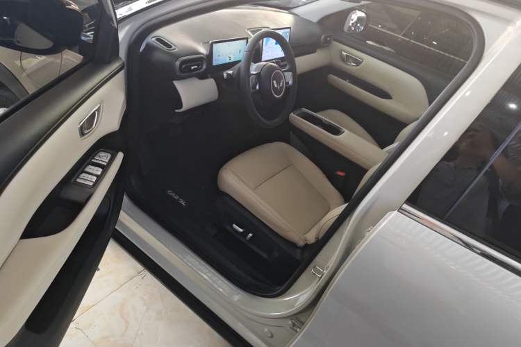 Used Wuling Bingo PLUS 2024 510 km Range 5-Seater Version Driver Seat