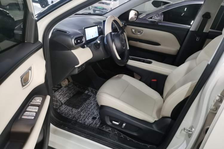 Used Wuling Bingo PLUS 2024 510 km Range 5-Seater Version Driver Seat