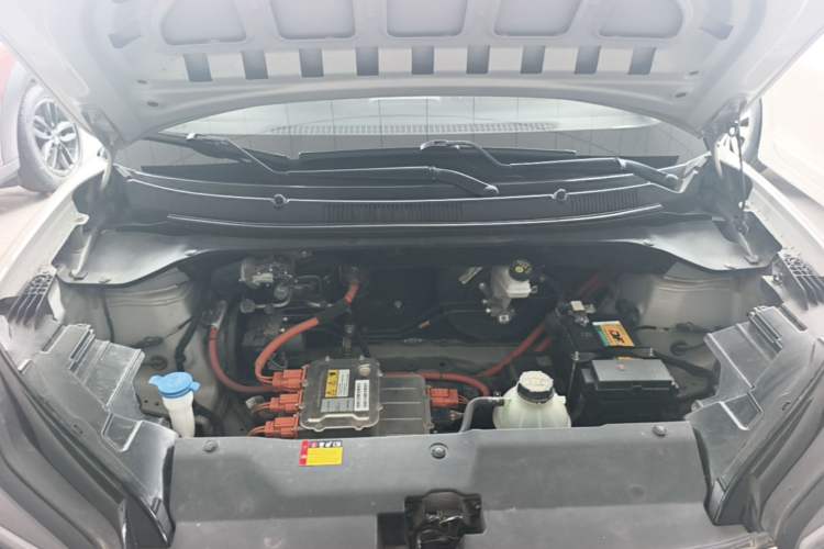 Used Wuling Bingo PLUS 2024 330 km Range Five-Seater Version Engine Bay