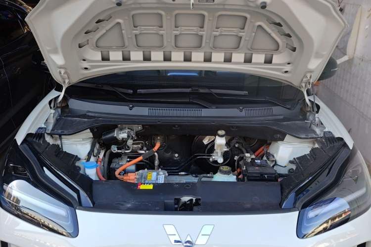 Used Wuling Bingo PLUS 2024 401 km Range 5-Seater Version Engine Bay