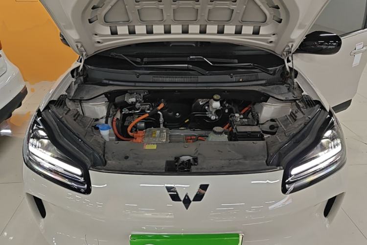 Used Wuling Bingo PLUS 2024 330 km Range Five-Seater Version Engine Bay