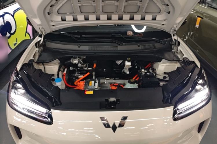 Used Wuling Bingo PLUS 2024 401 km Range 5-Seater Version Engine Bay