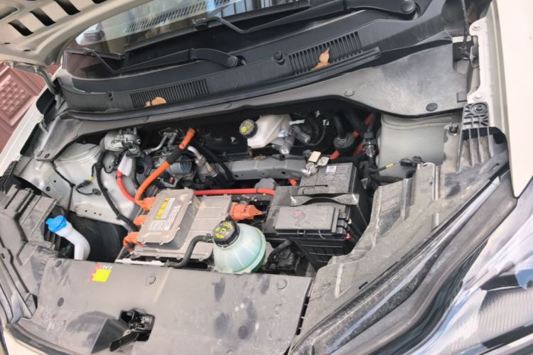 Used Wuling Bingo PLUS 2024 330 km Range Five-Seater Version Engine Bay