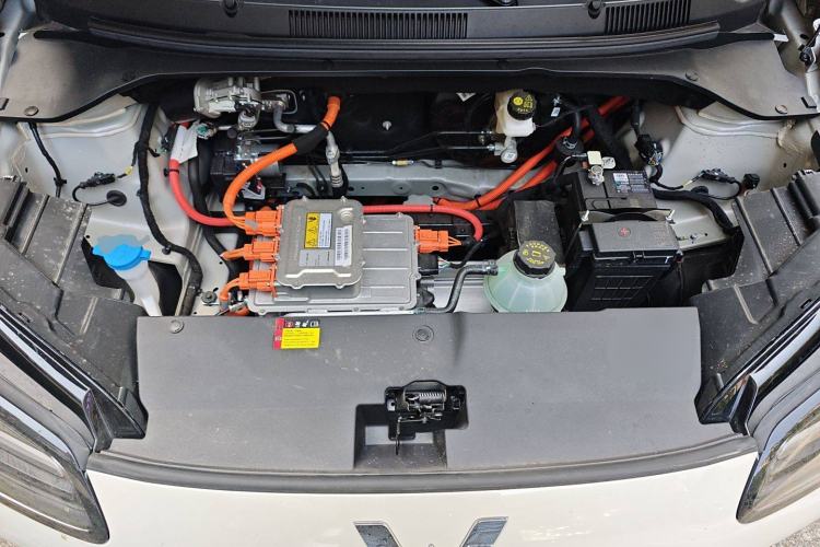 Used Wuling Bingo PLUS 2024 401 km Range 5-Seater Version Engine Bay