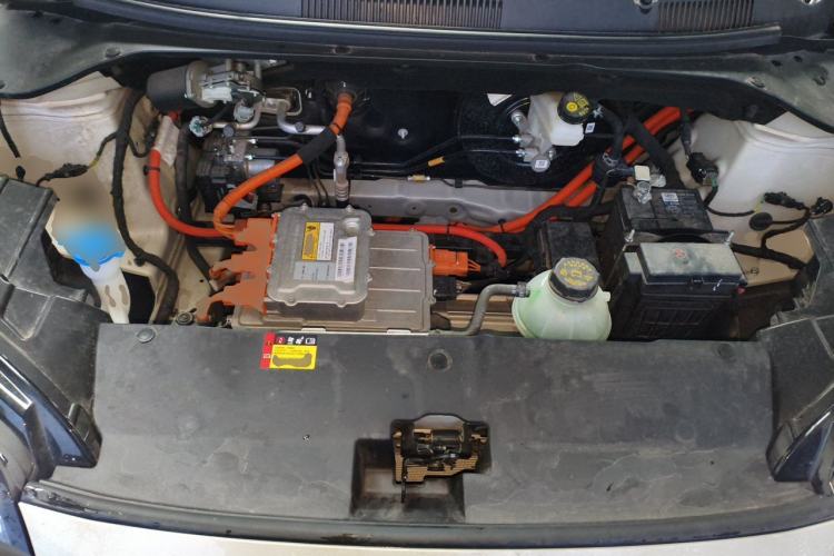 Used Wuling Bingo PLUS 2024 330 km Range Five-Seater Version Engine Bay
