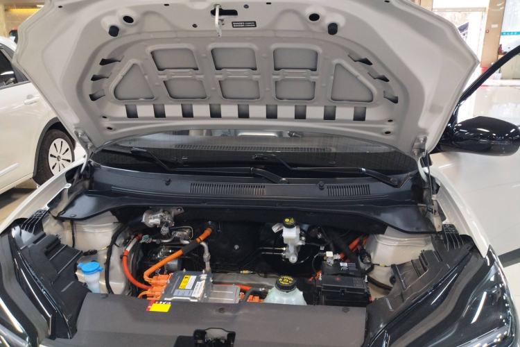 Used Wuling Bingo PLUS 2024 401 km Range 5-Seater Version Engine Bay