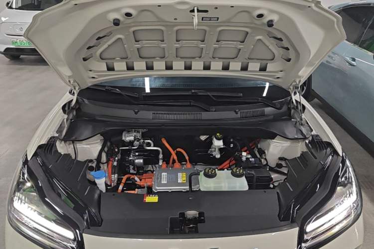 Used Wuling Bingo PLUS 2024 510 km Range 5-Seater Version Engine Bay