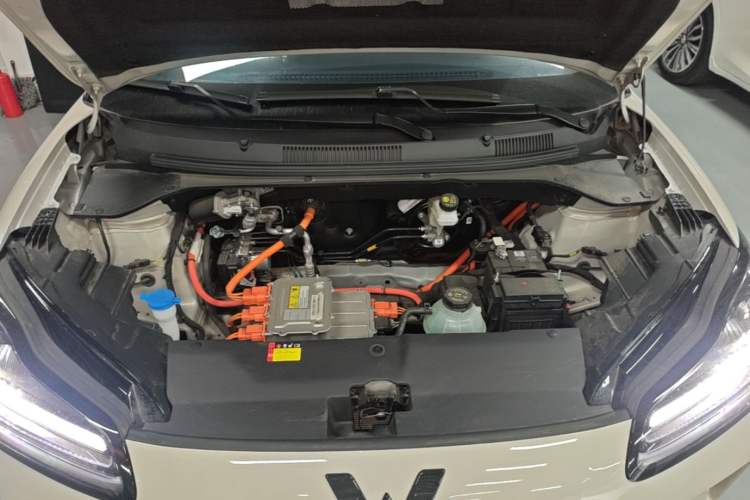 Used Wuling Bingo PLUS 2024 330 km Range Five-Seater Version Engine Bay