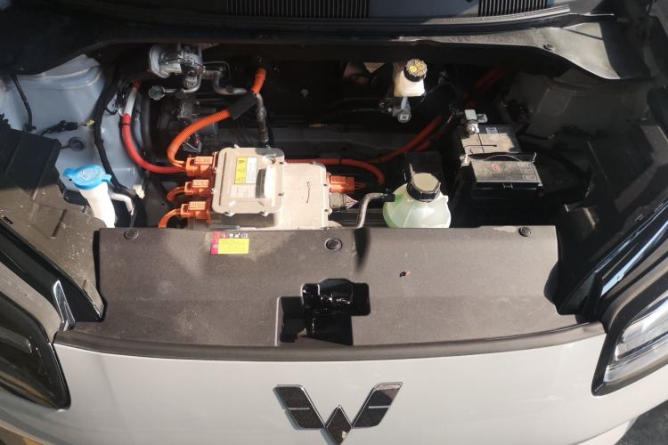 Used Wuling Bingo PLUS 2024 401 km Range 5-Seater Version Engine Bay