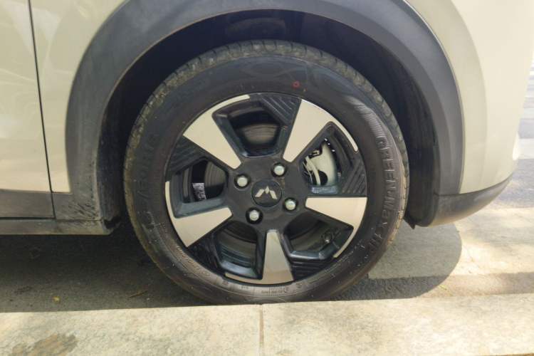 Used Wuling Bingo PLUS 2024 401 km Range 5-Seater Version Exterior 1