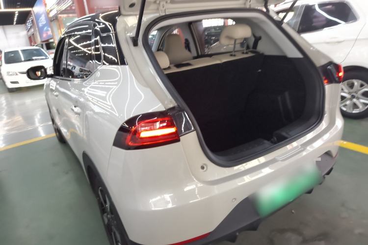 Used Wuling Bingo PLUS 2024 510 km Range 5-Seater Version Exterior 2