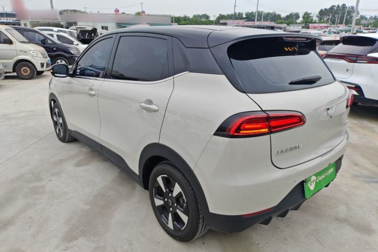 Used Wuling Bingo PLUS 2024 330 km Range Five-Seater Version Exterior 2