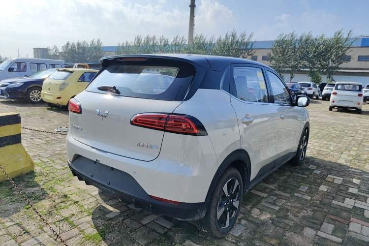 Used Wuling Bingo PLUS 2024 330 km Range Five-Seater Version Exterior 3