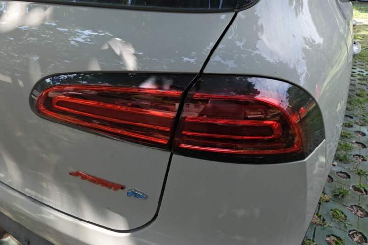 Used Wuling Bingo PLUS 2024 330 km Range Five-Seater Version Exterior 3