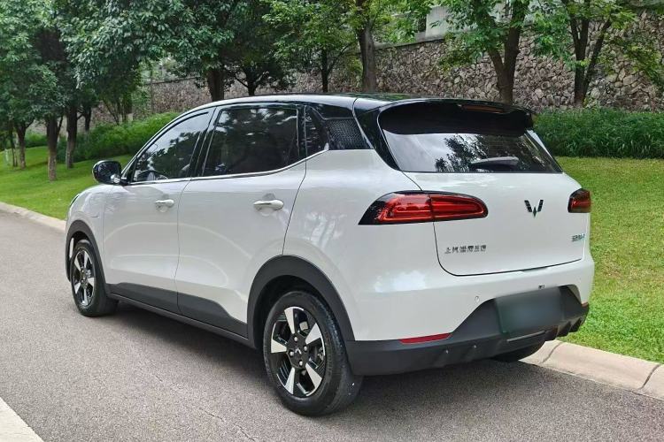 Used Wuling Bingo PLUS 2024 330 km Range Five-Seater Version Exterior 3