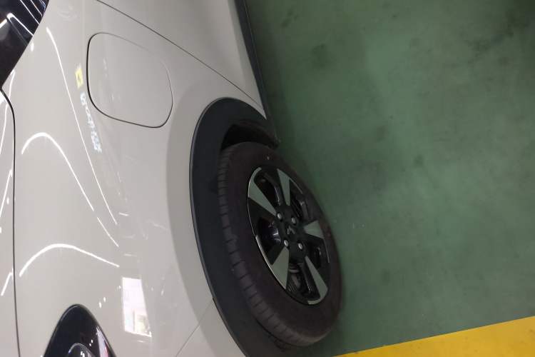 Used Wuling Bingo PLUS 2024 510 km Range 5-Seater Version Exterior 4