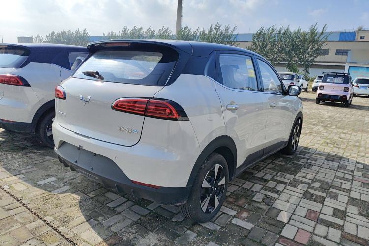 Used Wuling Bingo PLUS 2024 330 km Range Five-Seater Version Exterior 5