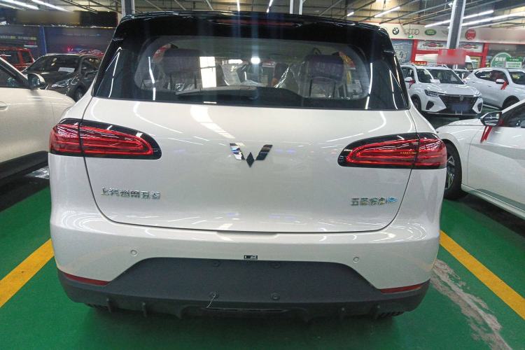 Used Wuling Bingo PLUS 2024 330 km Range Five-Seater Version Exterior 5