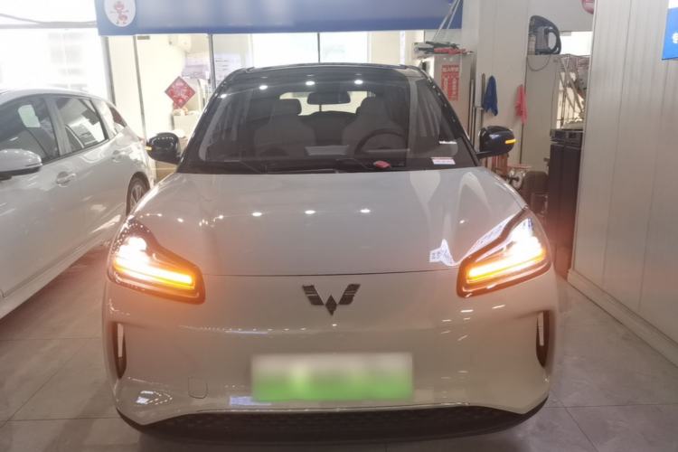 Used Wuling Bingo PLUS 2024 330 km Range Five-Seater Version Front