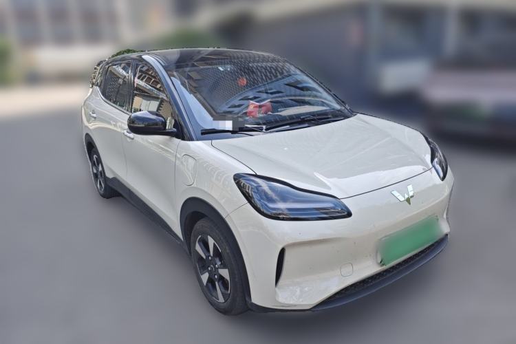 Used Wuling Bingo PLUS 2024 510 km Range 5-Seater Version Front Right 45 Deg