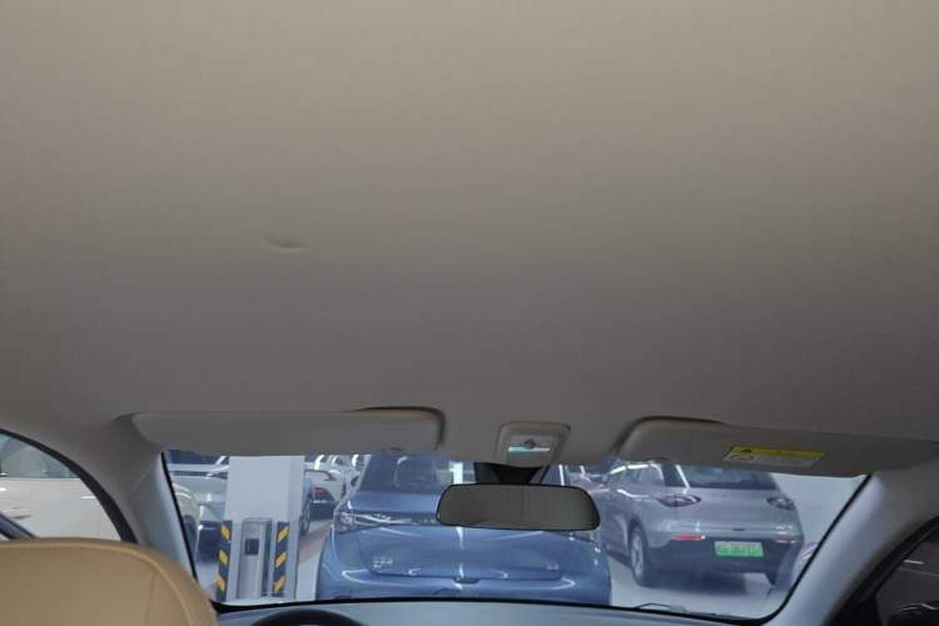 Used Wuling Bingo PLUS 2024 401 km Range 5-Seater Version Headliner