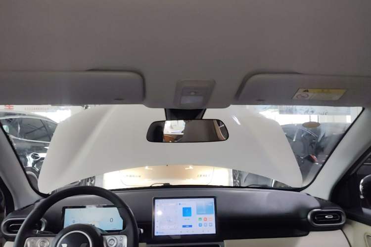 Used Wuling Bingo PLUS 2024 330 km Range Five-Seater Version Headliner