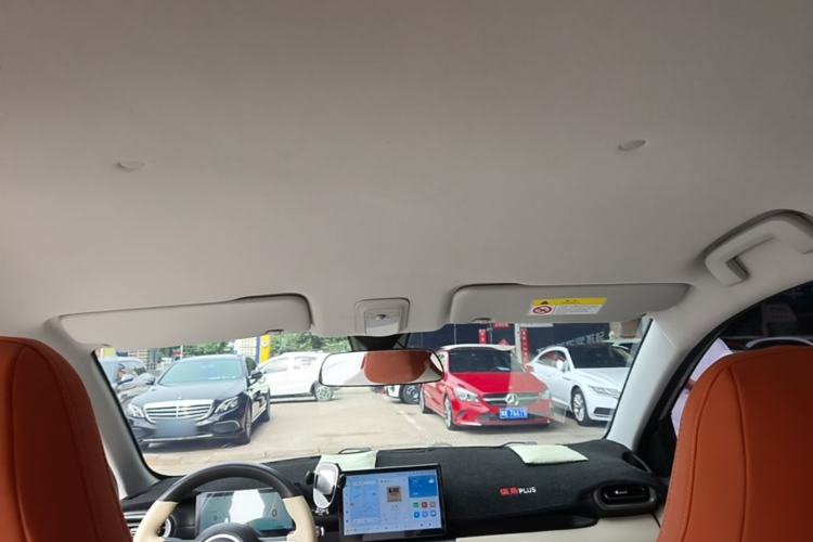 Used Wuling Bingo PLUS 2024 510 km Range 5-Seater Version Headliner