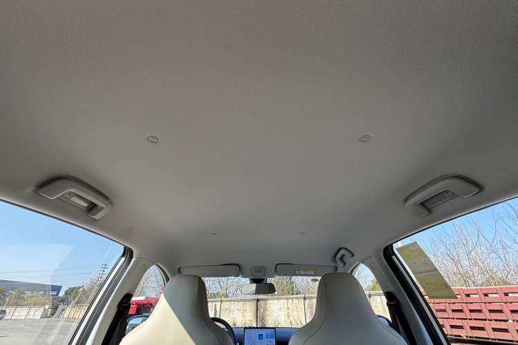 Used Wuling Bingo PLUS 2024 510 km Range 5-Seater Version Headliner
