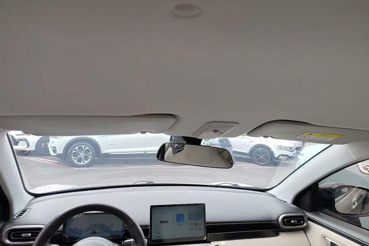 Used Wuling Bingo PLUS 2024 510 km Range 5-Seater Version Headliner