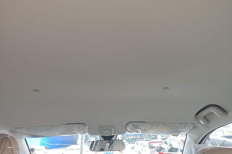 Used Wuling Bingo PLUS 2024 401 km Range 5-Seater Version Headliner