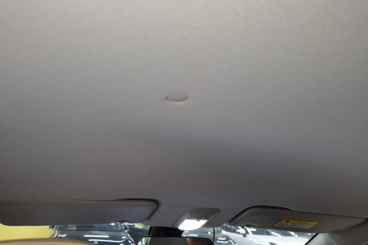 Used Wuling Bingo PLUS 2024 401 km Range 5-Seater Version Headliner