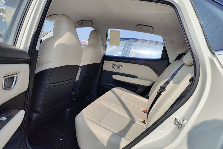 Used Wuling Bingo PLUS 2024 330 km Range Five-Seater Version Interior 1