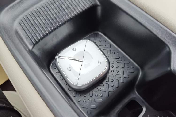 Used Wuling Bingo PLUS 2024 510 km Range 5-Seater Version Interior 1