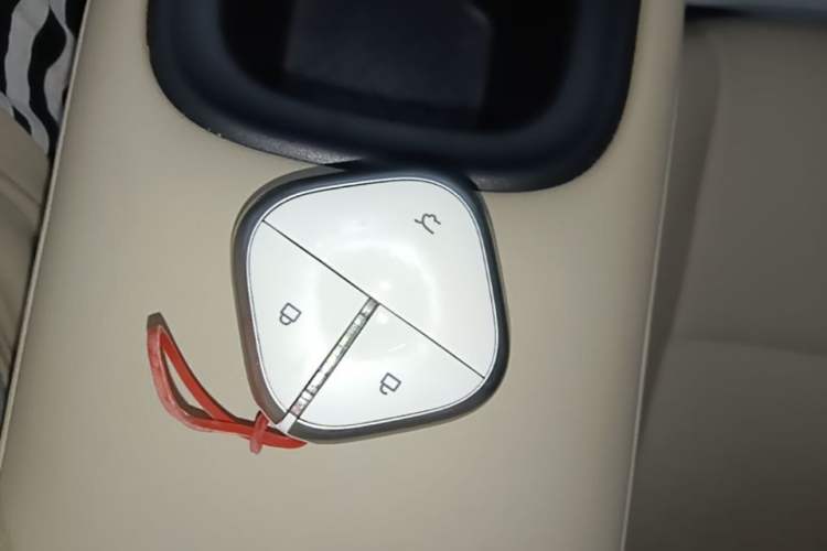 Used Wuling Bingo PLUS 2024 330 km Range Five-Seater Version Interior 1