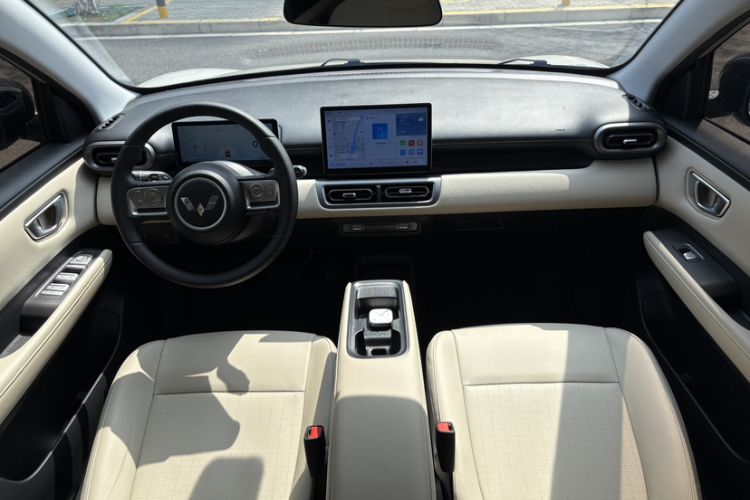 Used Wuling Bingo PLUS 2024 510 km Range 5-Seater Version Interior 3