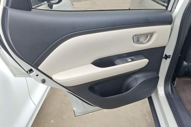 Used Wuling Bingo PLUS 2024 510 km Range 5-Seater Version Interior 8