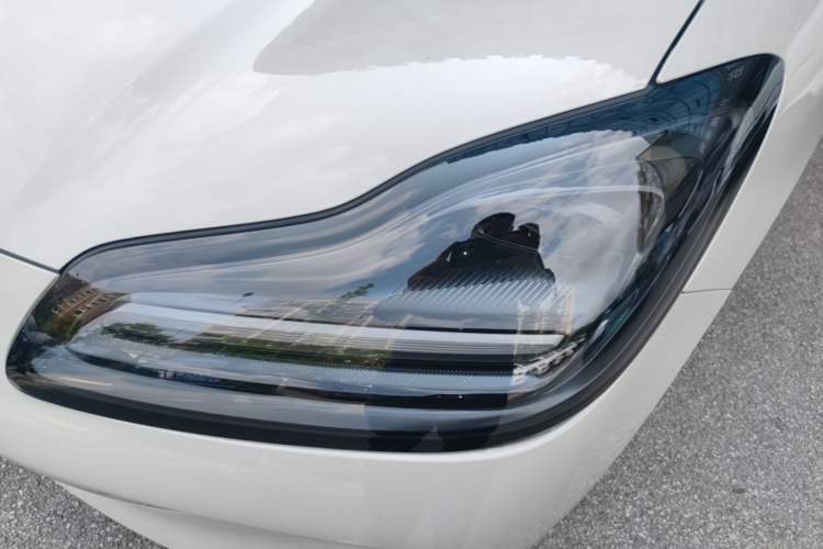 Used Wuling Bingo PLUS 2024 401 km Range 5-Seater Version Left Front Headlight