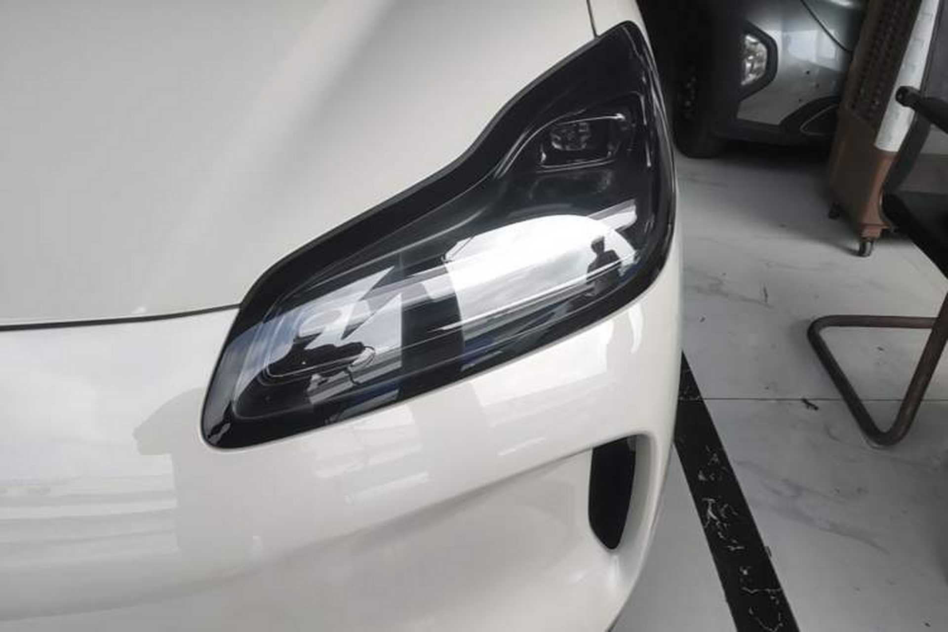 Used Wuling Bingo PLUS 2024 401 km Range 5-Seater Version Left Front Headlight