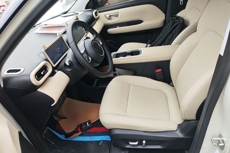 Used Wuling Bingo PLUS 2024 510 km Range 5-Seater Version Left Front Seat