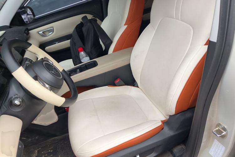 Used Wuling Bingo PLUS 2024 510 km Range 5-Seater Version Left Front Seat