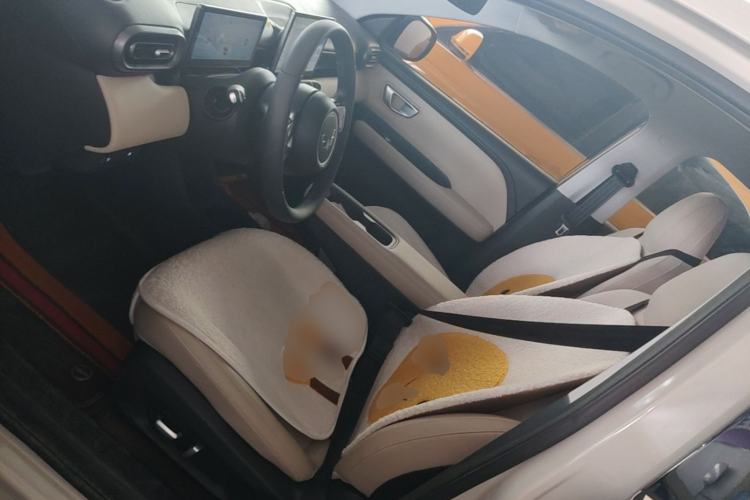 Used Wuling Bingo PLUS 2024 330 km Range Five-Seater Version Left Front Seat