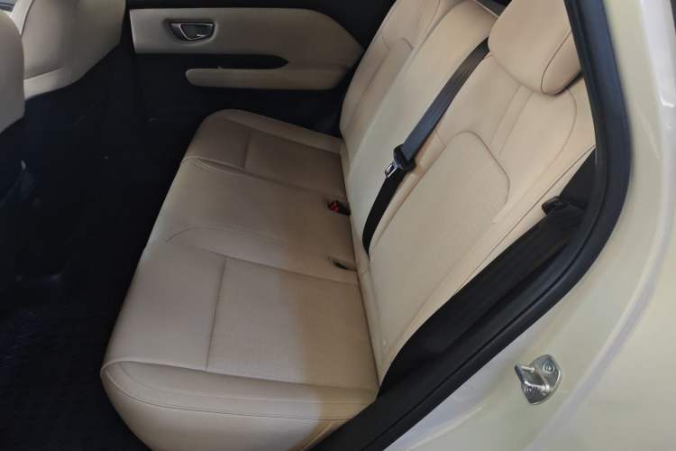 Used Wuling Bingo PLUS 2024 510 km Range 5-Seater Version Left Rear Seat