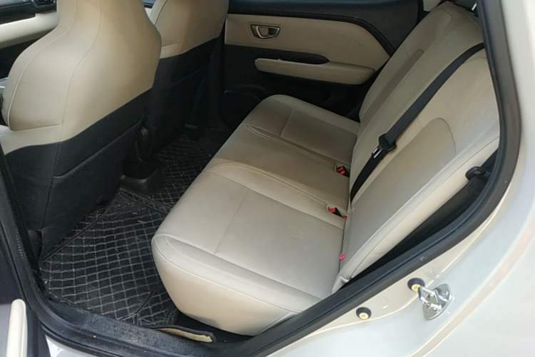 Used Wuling Bingo PLUS 2024 510 km Range 5-Seater Version Left Rear Seat